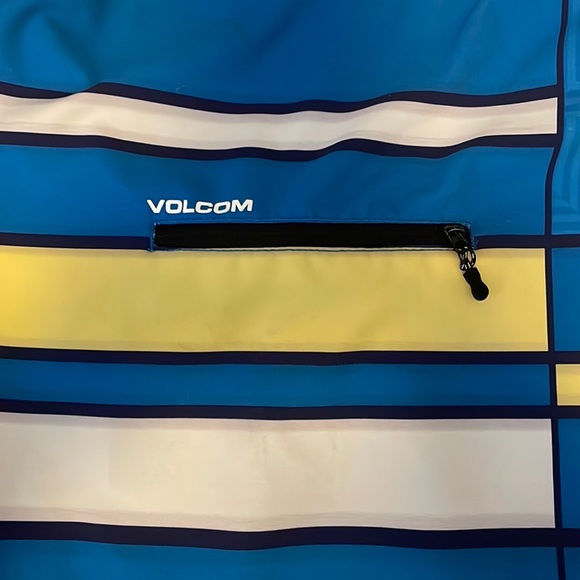 VOLCOM•BOARD SHORTS•SWIM TRUNKS•MENS 32 - Picture 6 of 6